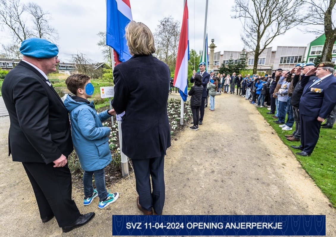 De opening van het Anjerperkje, foto 4