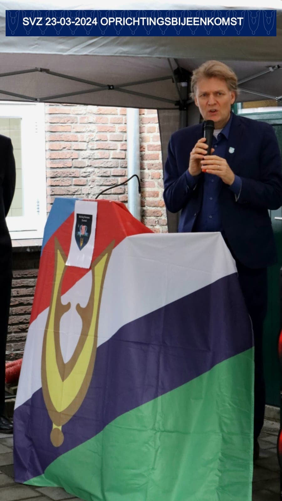 De oprichtingsbijeenkomst, foto 1
